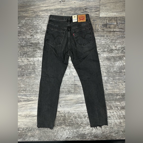 🆕 Levi’s pants - Picture 3 of 5